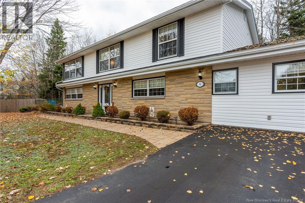 6 Lori Court, Rothesay, New Brunswick  E2E 2J5 - Photo 2 - NB129344