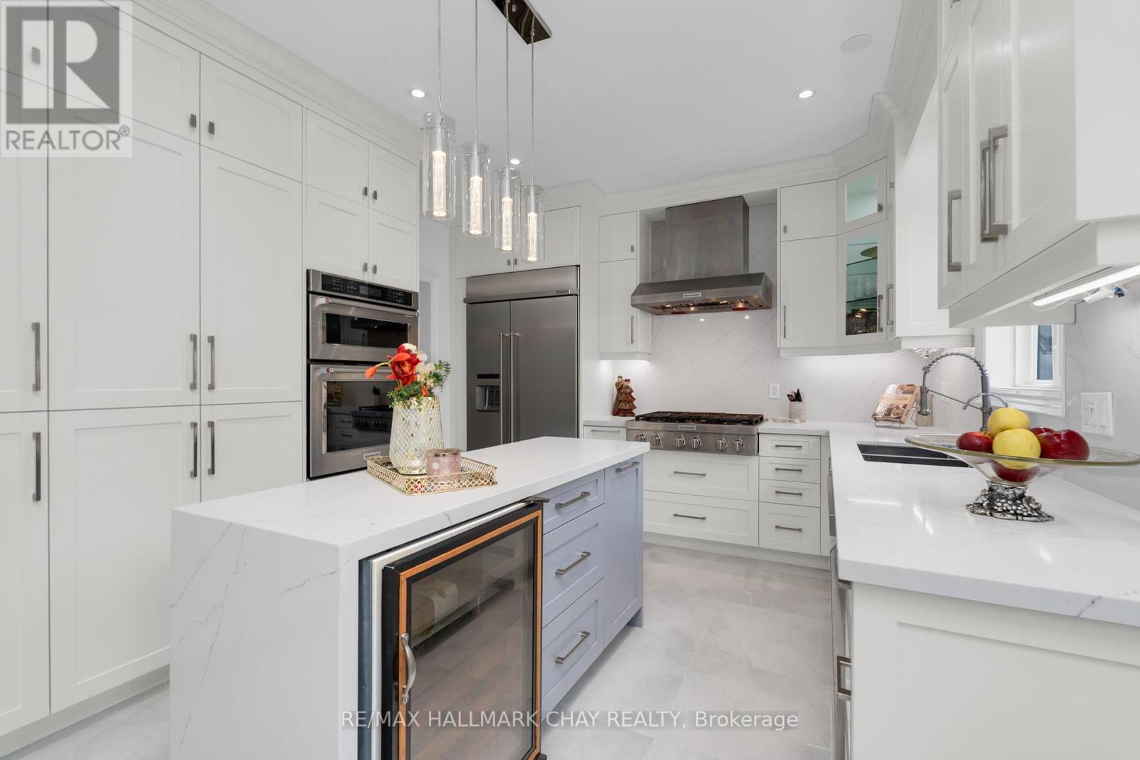 90 Birkhall Place, Barrie, Ontario  L4N 0K2 - Photo 8 - S12286154