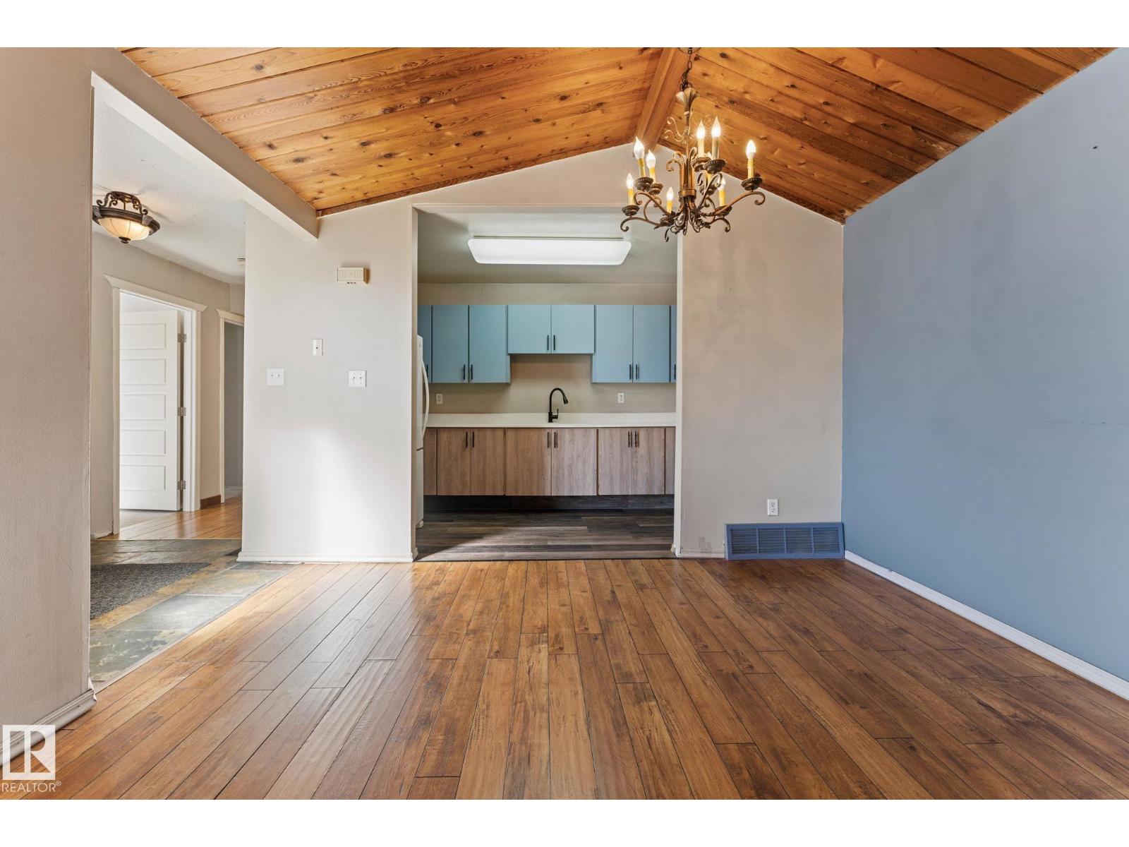 167 Marlborough Place Nw, Edmonton, Alberta  T5T 1Y6 - Photo 9 - E4463244