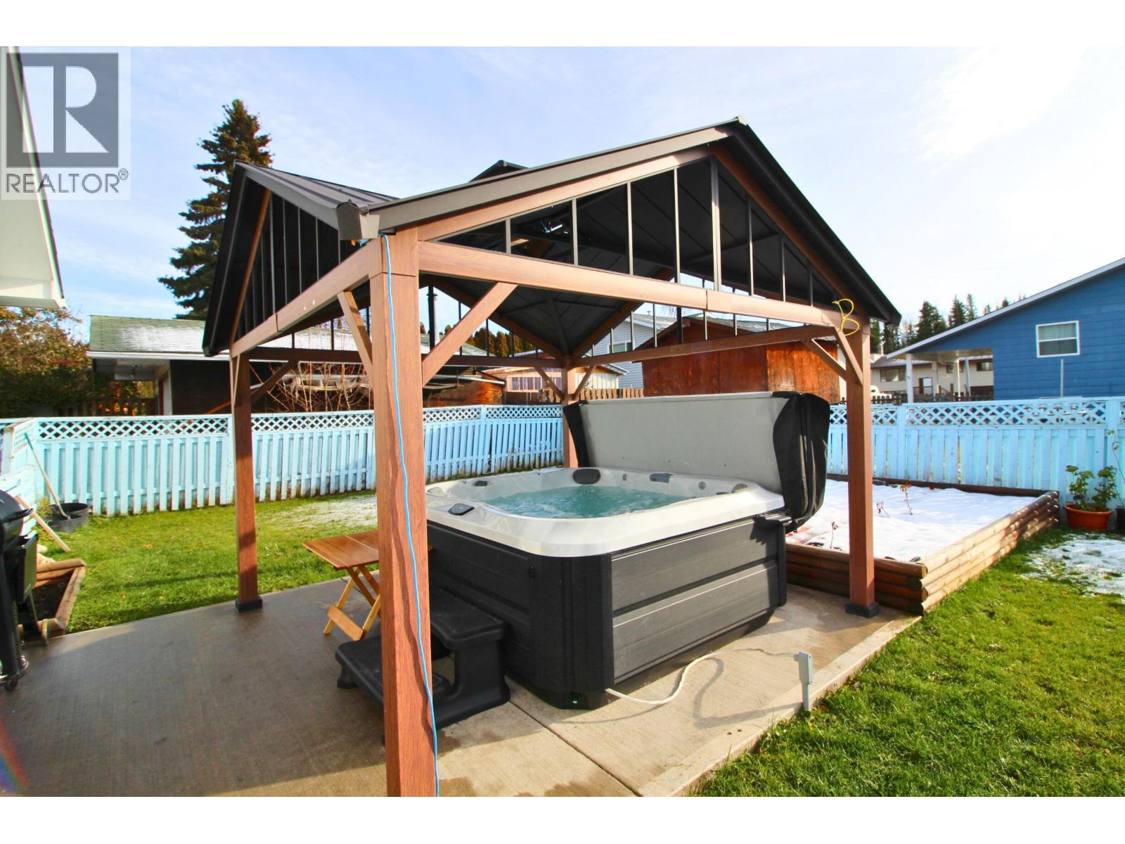 3290 Gillespie Road, Houston, British Columbia  V0J 1Z0 - Photo 8 - R3062717