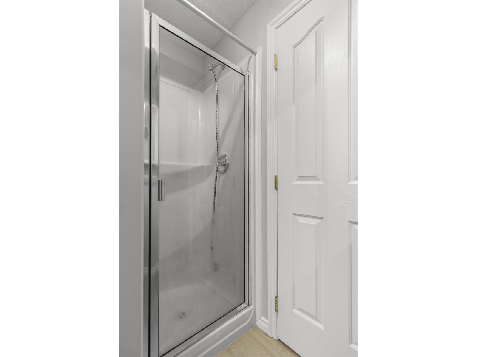 5409 Westwood Drive, Promontory, Chilliwack, British Columbia  V2R 5R5 - Photo 8 - R3054129