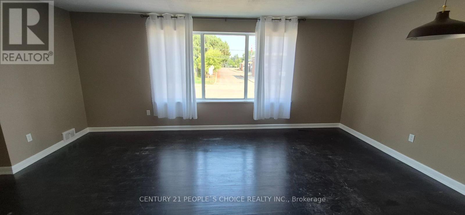 88 Vista Boulevard, Mississauga, Ontario  L5M 1V7 - Photo 4 - W12488992