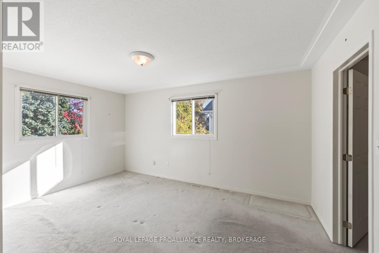 214 Ellesmeer Avenue, Kingston (City Northwest), Ontario  K7P 3E4 - Photo 16 - X12489986