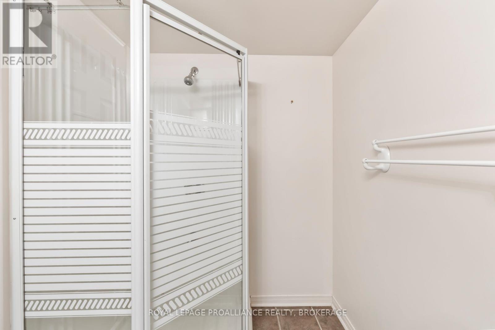 214 Ellesmeer Avenue, Kingston (City Northwest), Ontario  K7P 3E4 - Photo 30 - X12489986