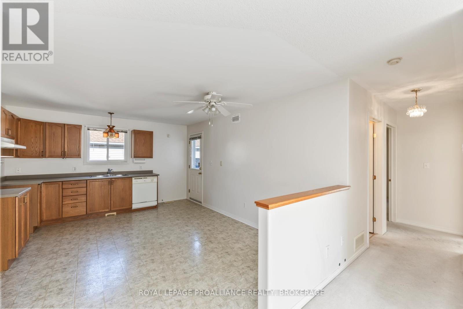 214 Ellesmeer Avenue, Kingston (City Northwest), Ontario  K7P 3E4 - Photo 9 - X12489986