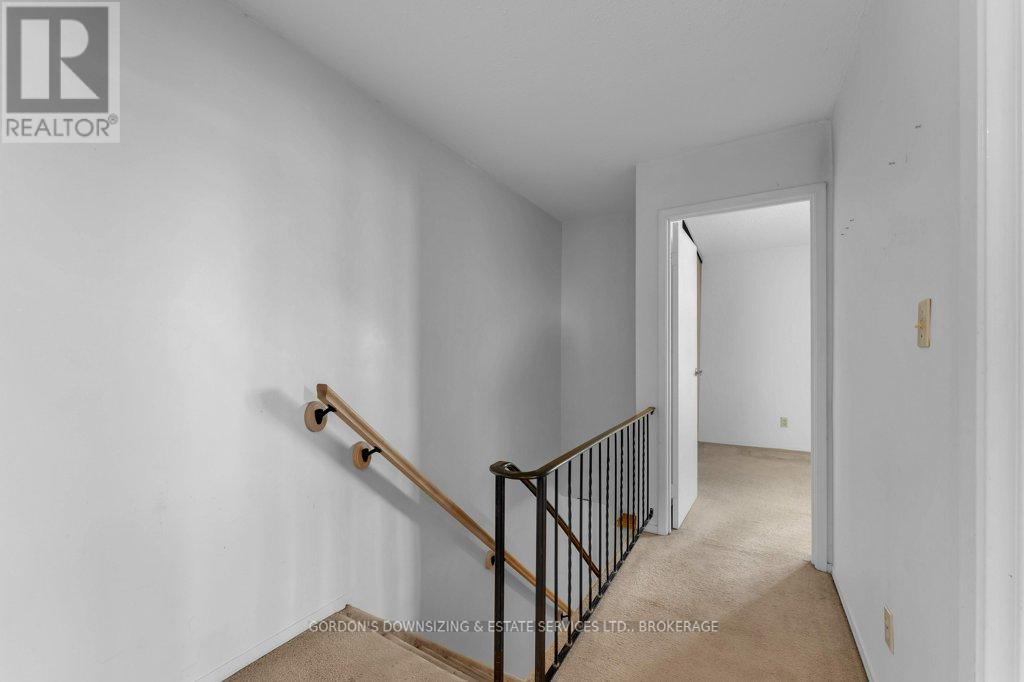 45 - 39 Coventry Crescent, Kingston (West Of Sir John A. Blvd), Ontario  K7M 7S8 - Photo 15 - X12490034