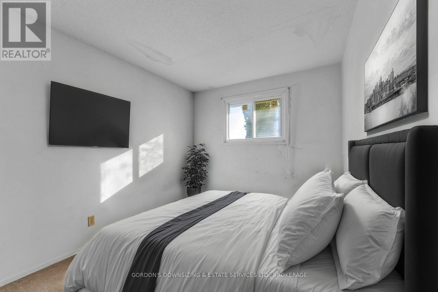 45 - 39 Coventry Crescent, Kingston (West Of Sir John A. Blvd), Ontario  K7M 7S8 - Photo 26 - X12490034