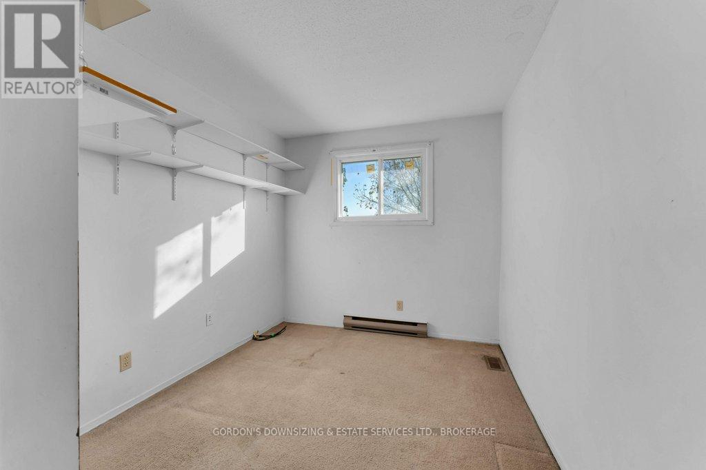 45 - 39 Coventry Crescent, Kingston (West Of Sir John A. Blvd), Ontario  K7M 7S8 - Photo 30 - X12490034