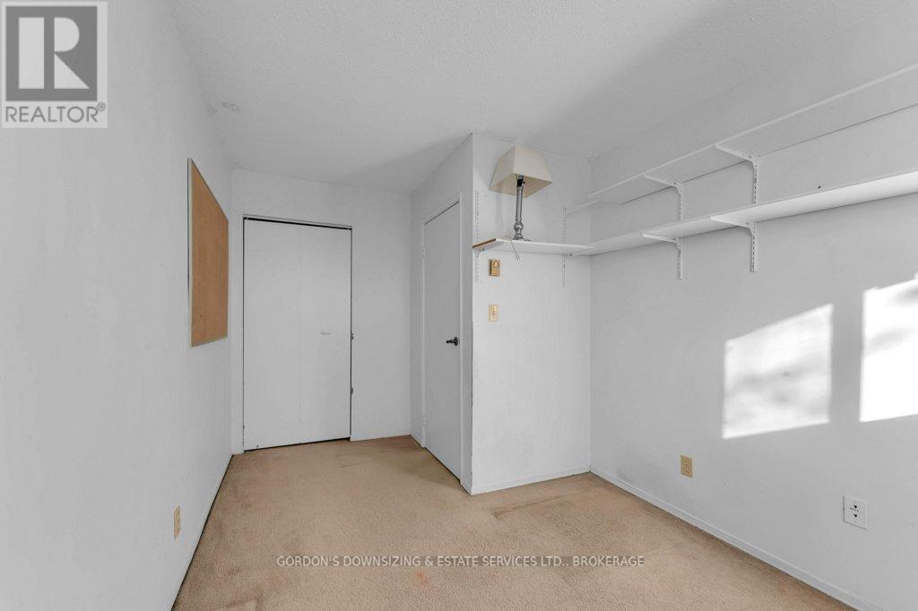 45 - 39 Coventry Crescent, Kingston (West Of Sir John A. Blvd), Ontario  K7M 7S8 - Photo 31 - X12490034