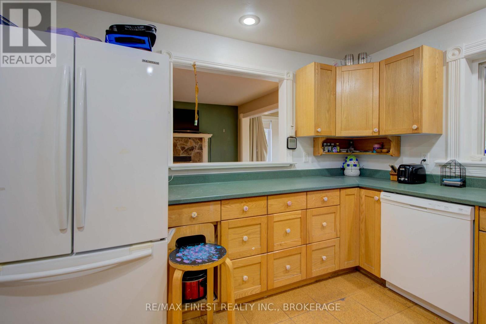 1128 Elizabeth Street, Frontenac (Frontenac Centre), Ontario  K0H 2P0 - Photo 12 - X12490234