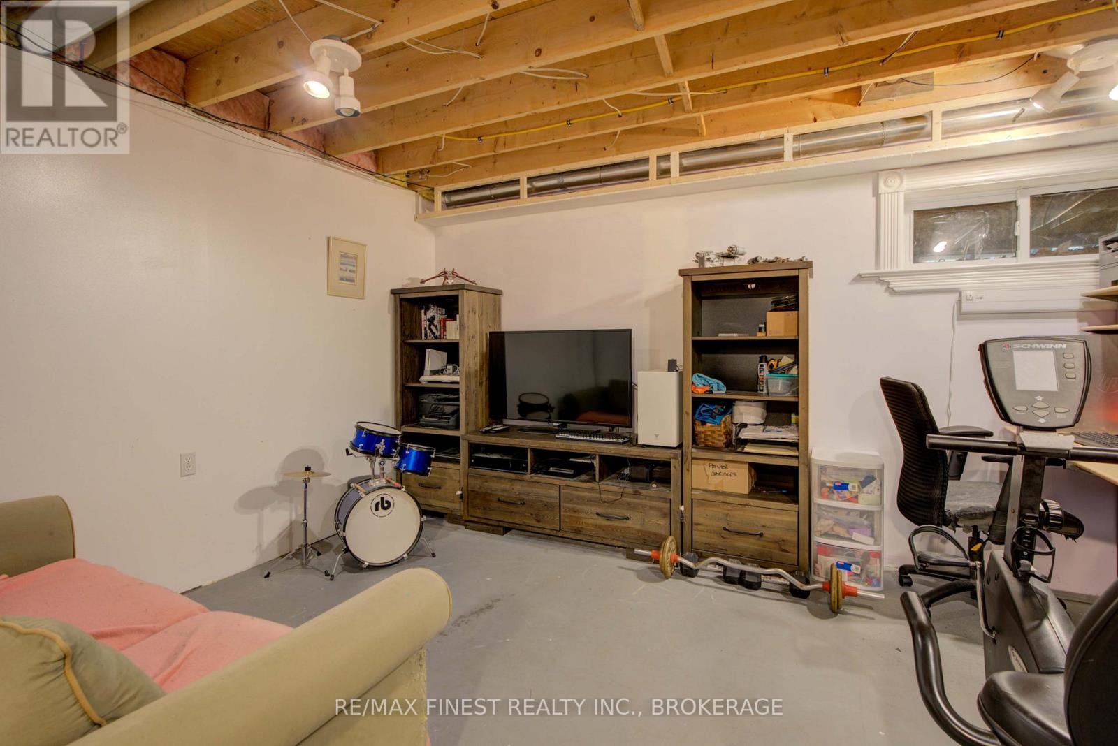 1128 Elizabeth Street, Frontenac (Frontenac Centre), Ontario  K0H 2P0 - Photo 23 - X12490234