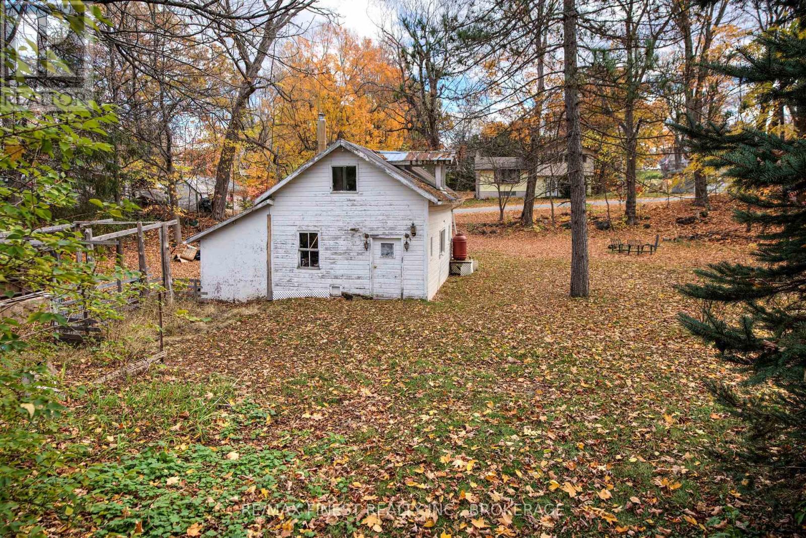 1128 Elizabeth Street, Frontenac (Frontenac Centre), Ontario  K0H 2P0 - Photo 35 - X12490234