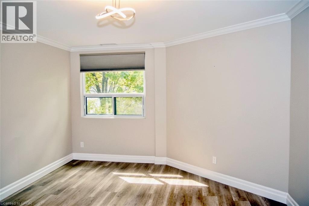 20 Ellen Street E Unit# 204, Kitchener, Ontario  N2H 6R7 - Photo 9 - 40784200
