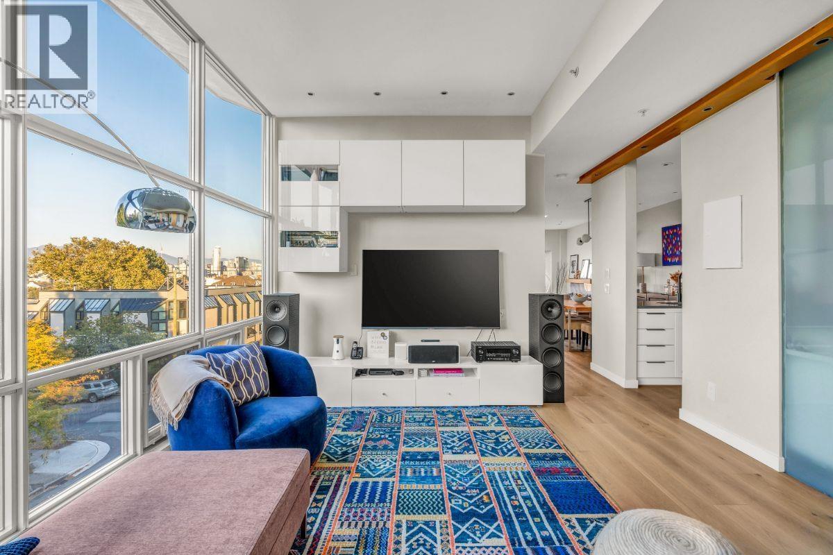 402 2216 W 3rd Avenue, Vancouver, British Columbia  V6K 1L4 - Photo 5 - R3061110