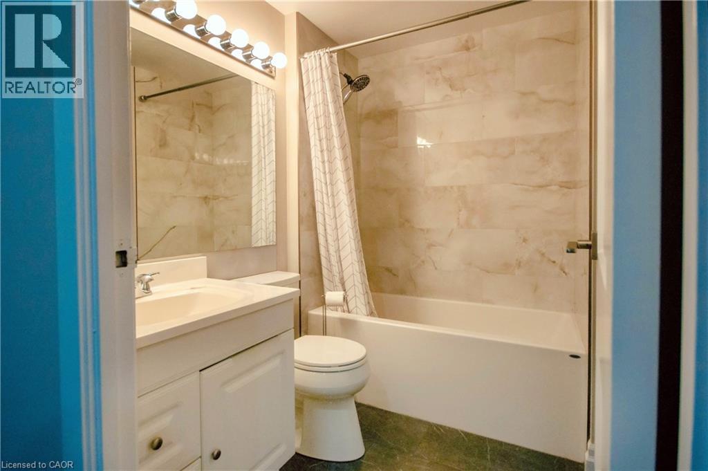 20 Ellen Street E Unit# 204, Kitchener, Ontario  N2H 6R7 - Photo 12 - 40784200