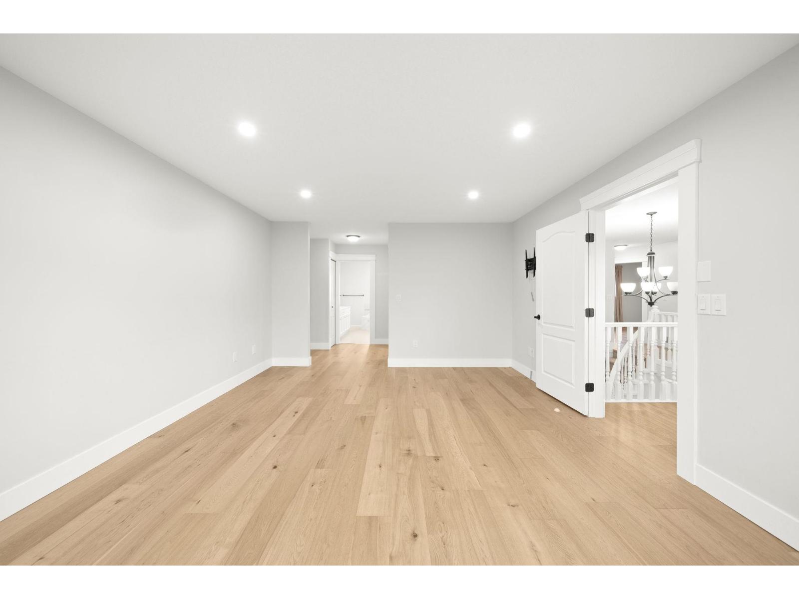 22245 46 Avenue, Langley, British Columbia  V2Z 1M4 - Photo 11 - R3062876