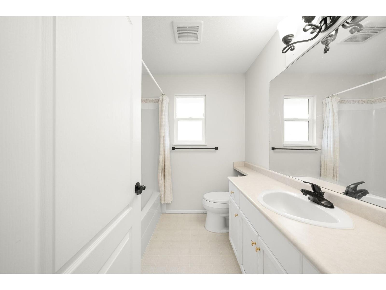 22245 46 Avenue, Langley, British Columbia  V2Z 1M4 - Photo 7 - R3062876