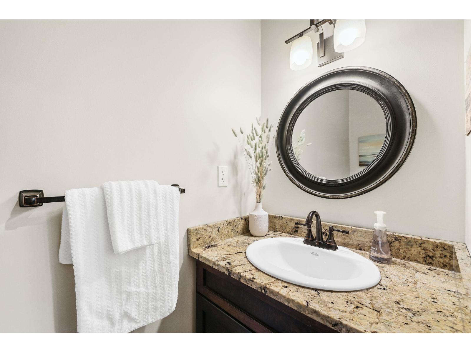 25160 58 Avenue, Langley, British Columbia  V4W 1G6 - Photo 11 - R3062959