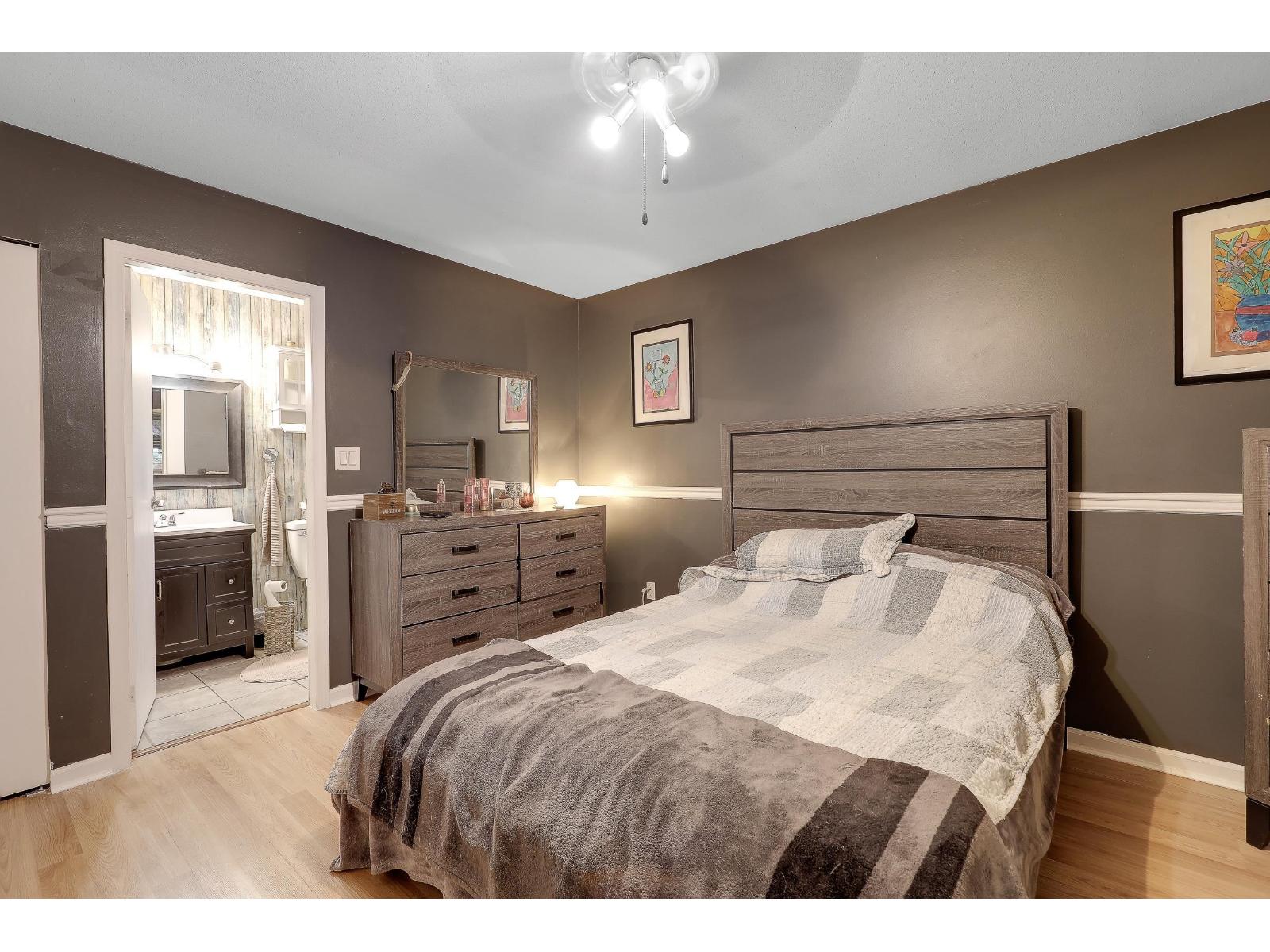 9667 151b Street, Surrey, British Columbia  V3R 9W7 - Photo 24 - R3062397