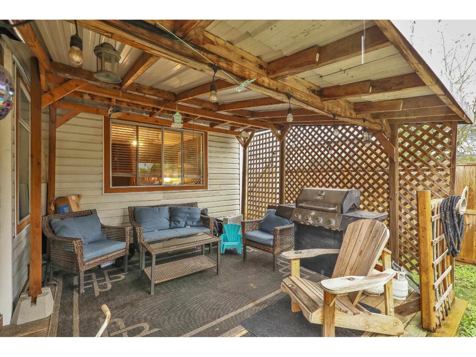 9667 151b Street, Surrey, British Columbia  V3R 9W7 - Photo 28 - R3062397