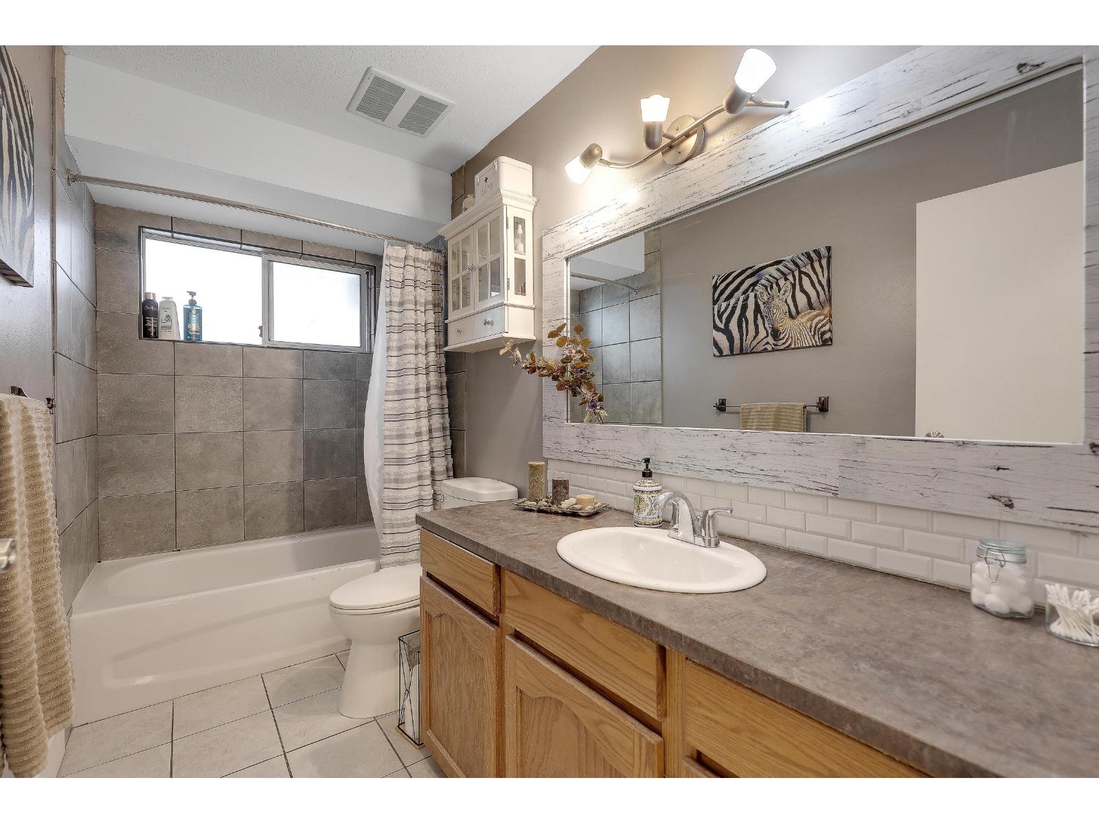 9667 151b Street, Surrey, British Columbia  V3R 9W7 - Photo 21 - R3062397