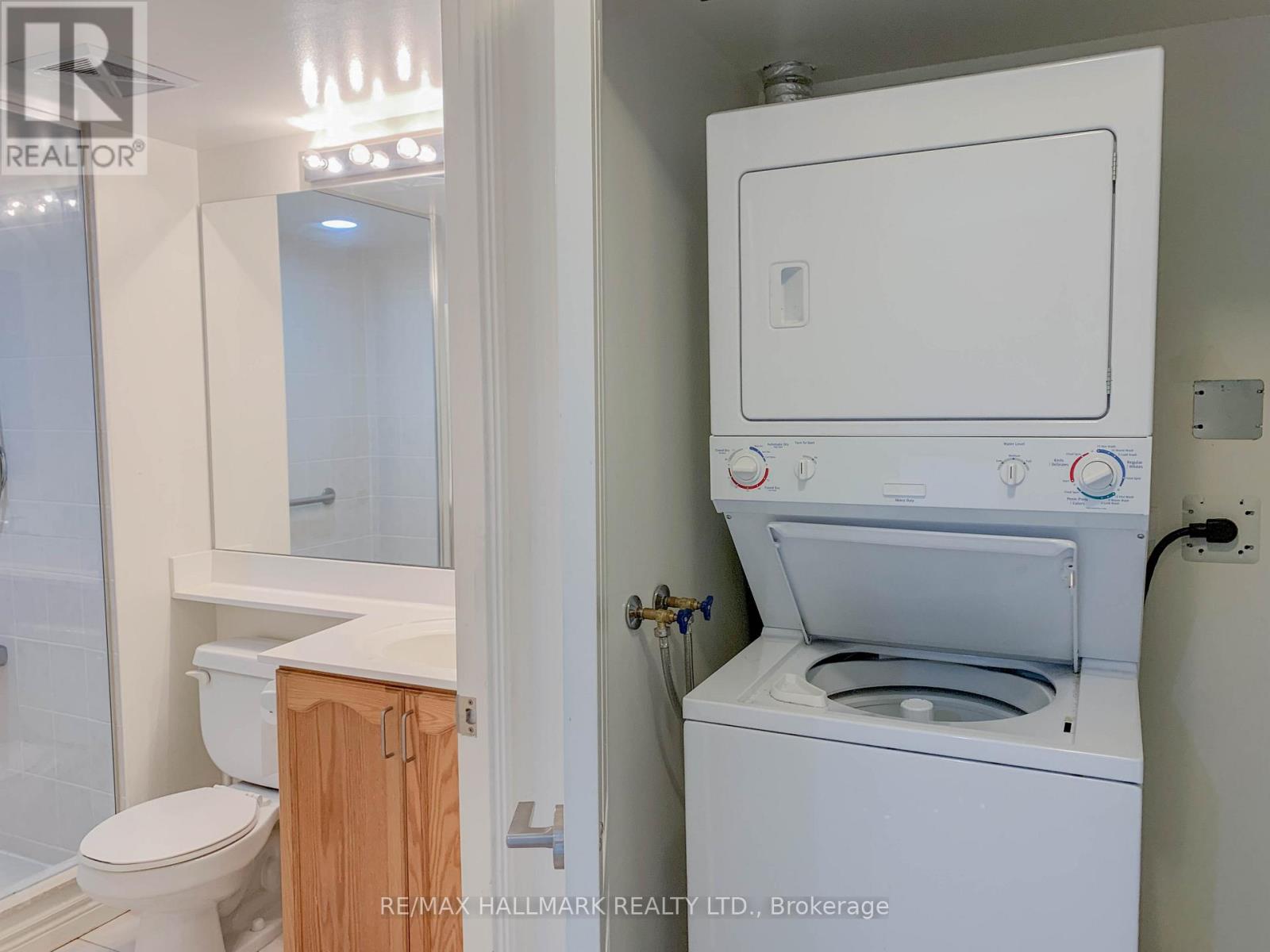 318 - 70 Town Centre Court, Toronto, Ontario  M1P 0B2 - Photo 8 - E12489732