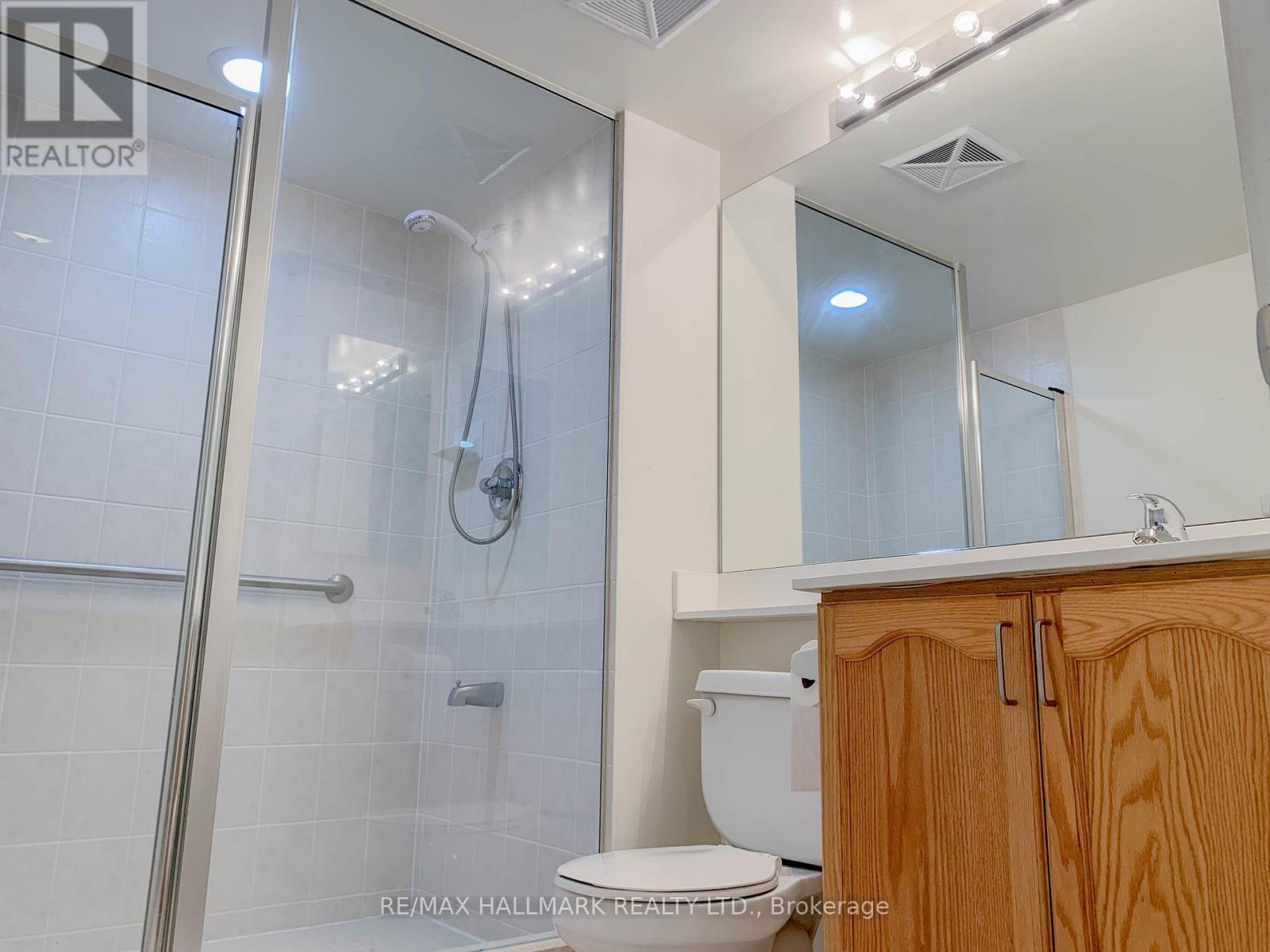 318 - 70 Town Centre Court, Toronto, Ontario  M1P 0B2 - Photo 9 - E12489732