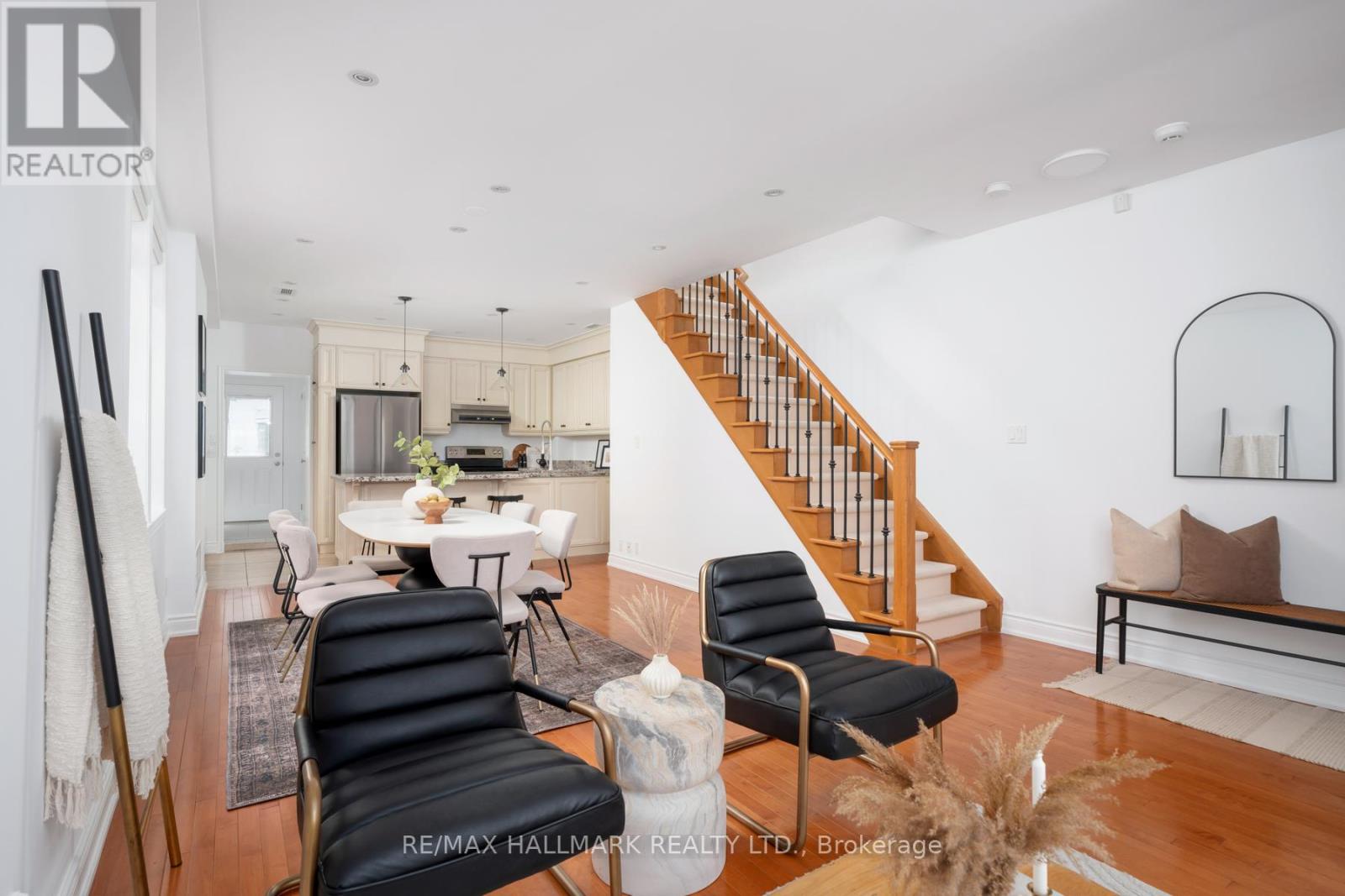 21 Mountjoy Avenue, Toronto, Ontario  M1J 1J4 - Photo 10 - E12489804