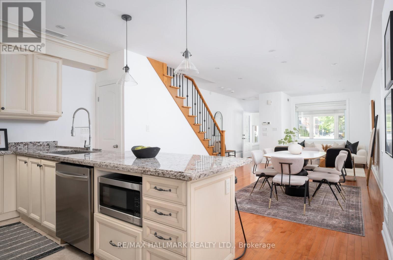 21 Mountjoy Avenue, Toronto, Ontario  M1J 1J4 - Photo 16 - E12489804