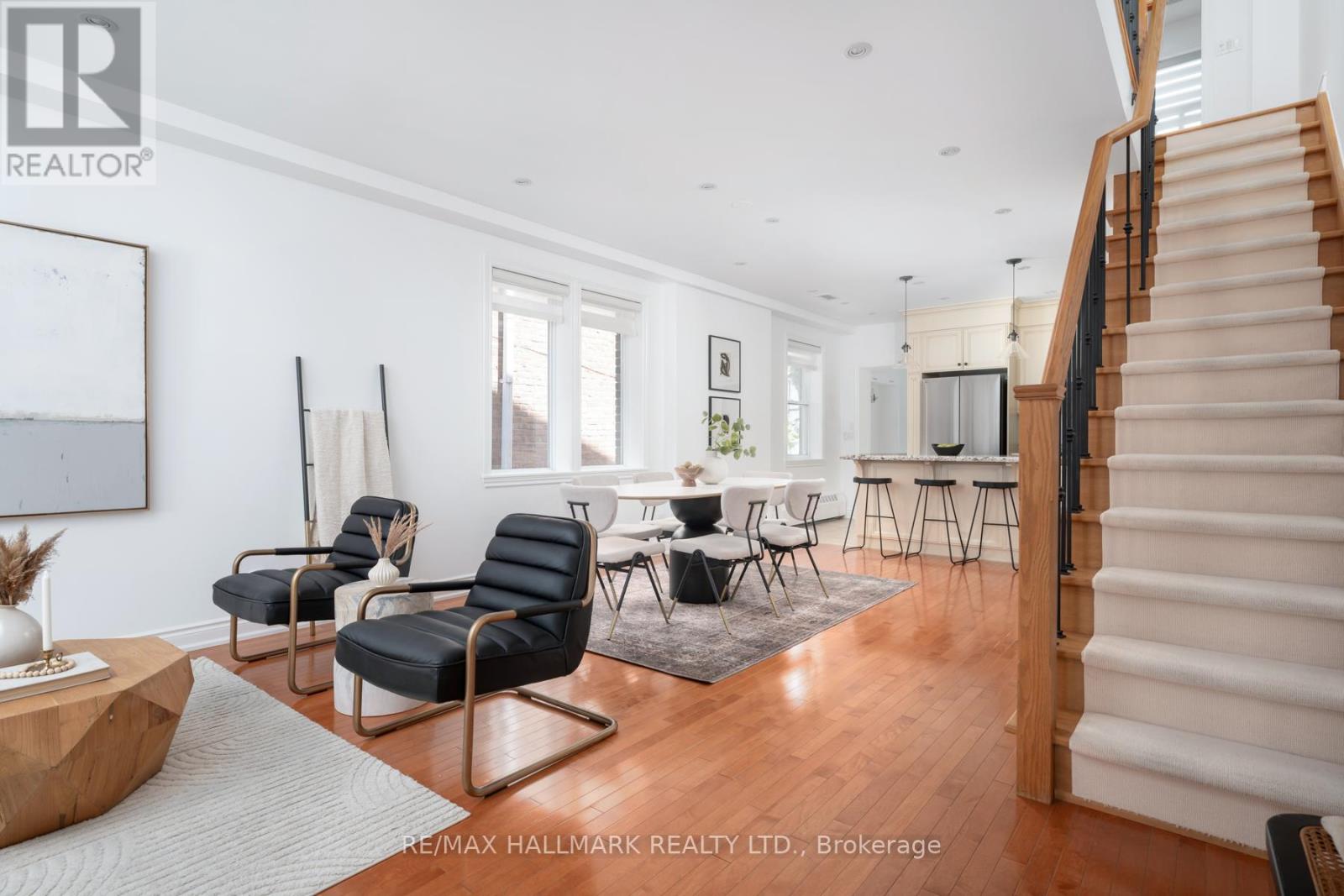 21 Mountjoy Avenue, Toronto, Ontario  M1J 1J4 - Photo 7 - E12489804