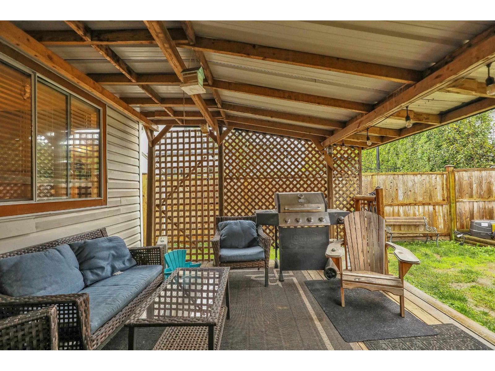 9667 151b Street, Surrey, British Columbia  V3R 9W7 - Photo 27 - R3062397