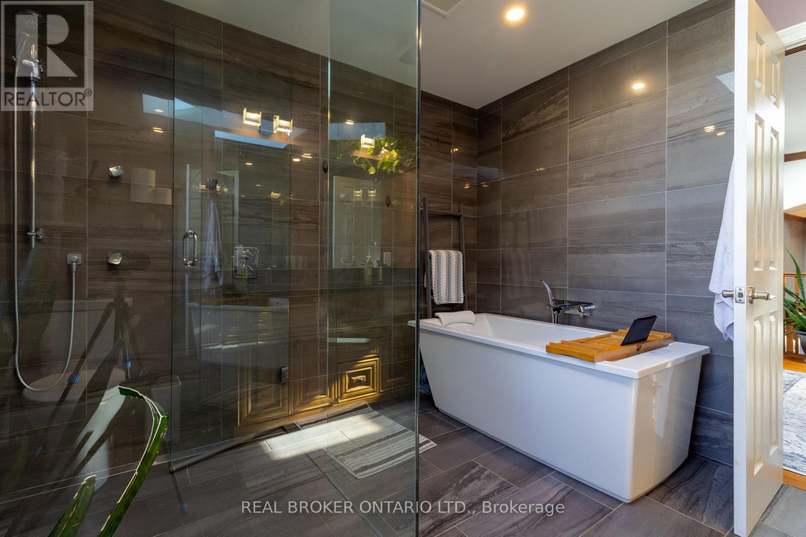 50 Spry Avenue S, Clarington, Ontario  L1C 3Y5 - Photo 14 - E12489900