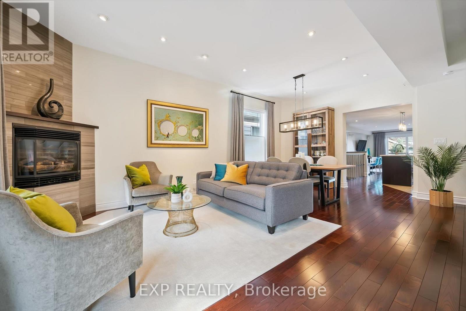 108 BARKER AVENUE, Toronto, Ontario