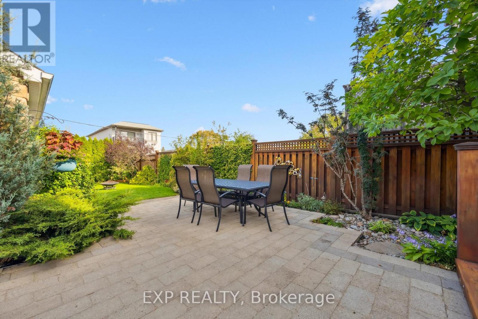 108 Barker Avenue, Toronto, Ontario  M4C 2N9 - Photo 28 - E12489940