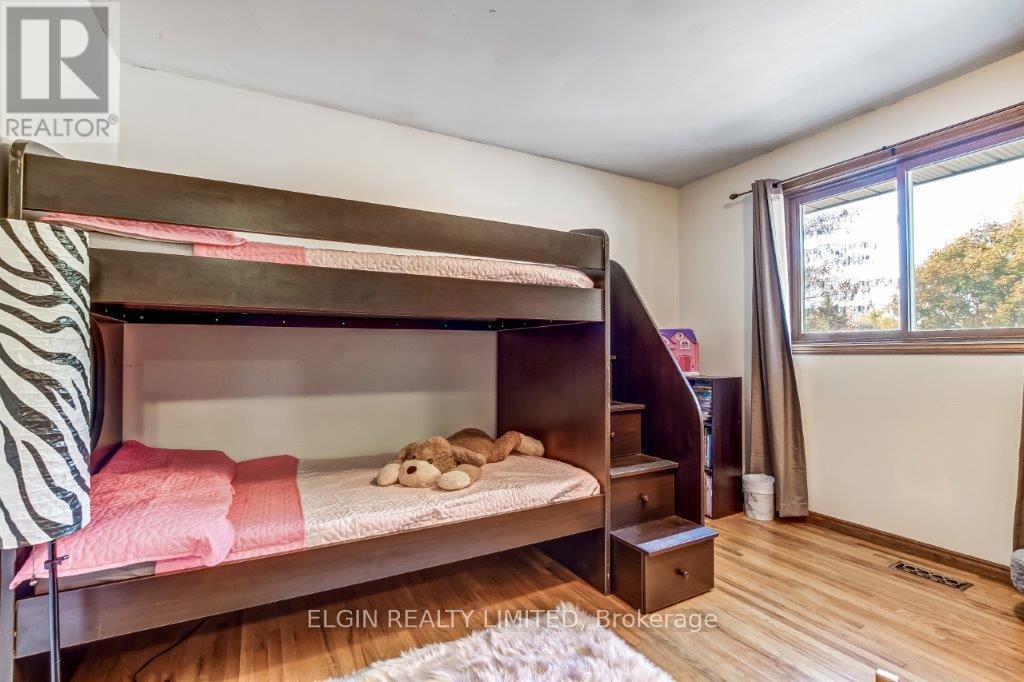 16 North Valerie Street, St. Thomas, Ontario  N5R 1A6 - Photo 15 - X12490066