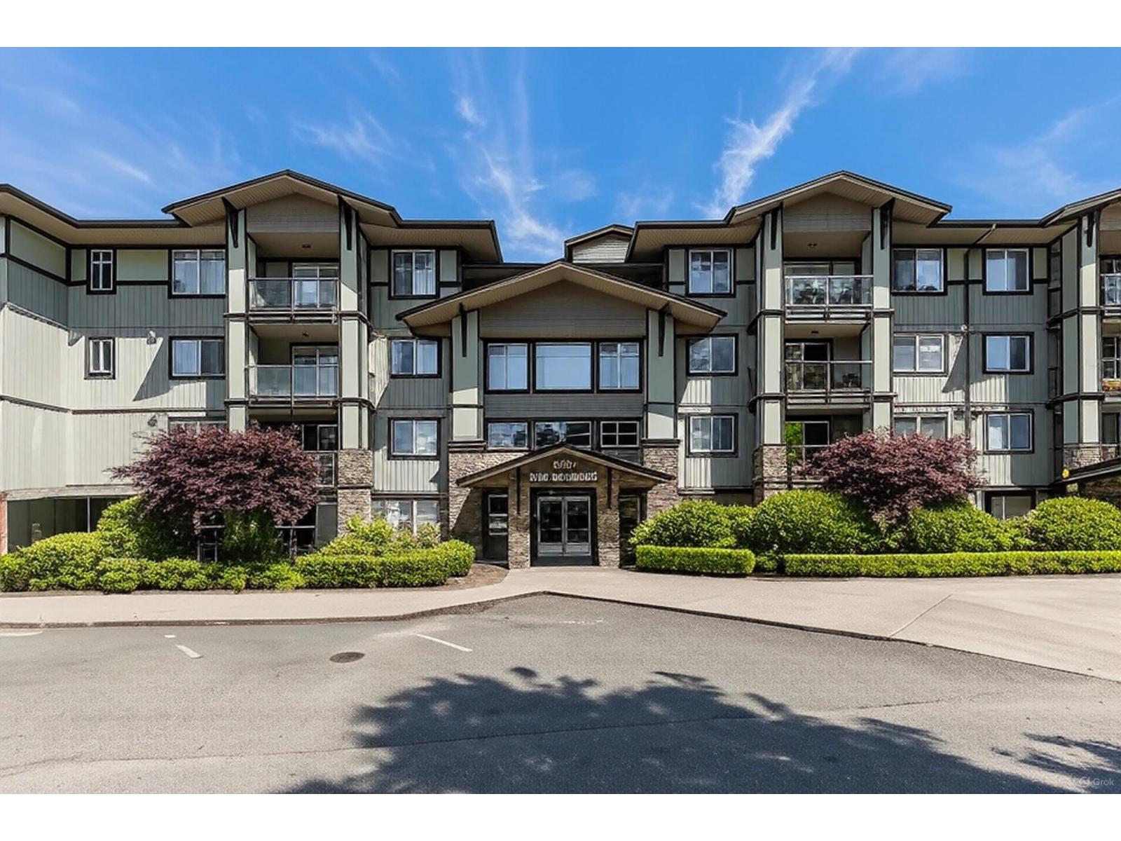 104 2038 Sandalwood Crescent, Abbotsford, British Columbia  V2S 3H6 - Photo 2 - R3020475