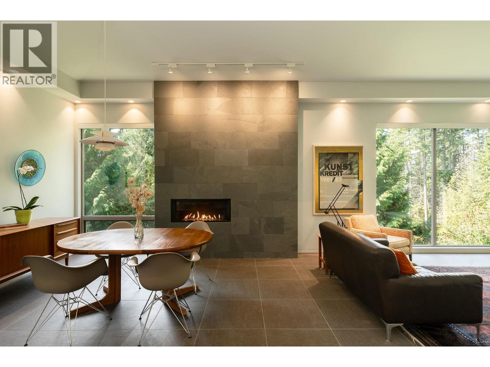 1754 Frances Walk, Bowen Island, British Columbia  V0N 1G2 - Photo 3 - R3048969