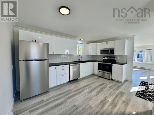 1189 Susan Drive, Beaver Bank, Nova Scotia  B4E 1P4 - Photo 2 - 202523295