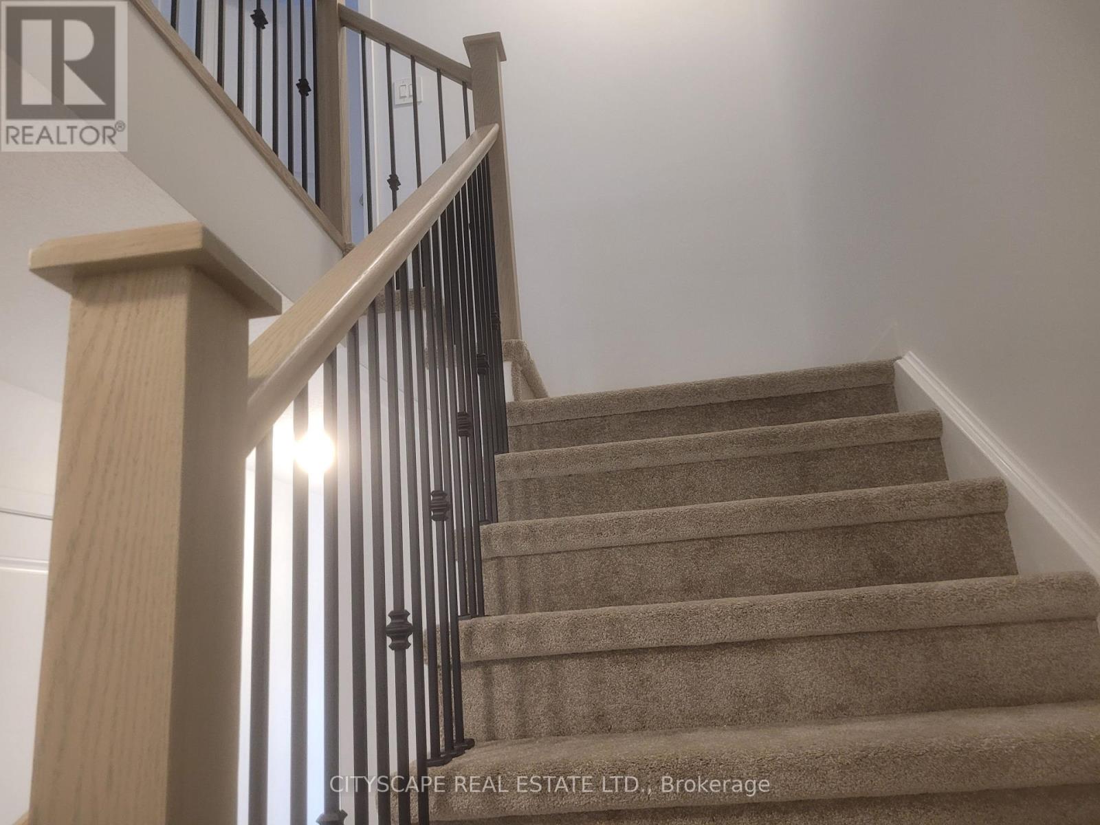 36 Oak Forest Common Crescent, Cambridge, Ontario  N1S 0G3 - Photo 6 - X12483516