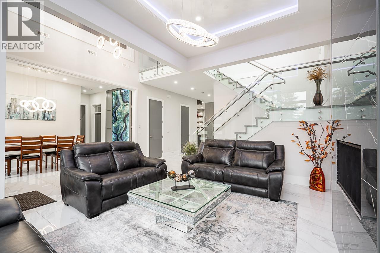 2938 Cumberland Street, Port Coquitlam, British Columbia  V3B 3V4 - Photo 8 - R3061999