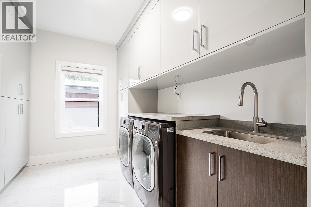 2938 Cumberland Street, Port Coquitlam, British Columbia  V3B 3V4 - Photo 30 - R3061999