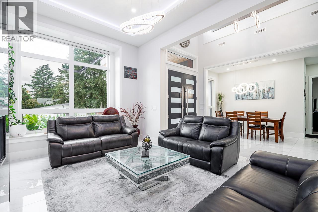 2938 Cumberland Street, Port Coquitlam, British Columbia  V3B 3V4 - Photo 7 - R3061999