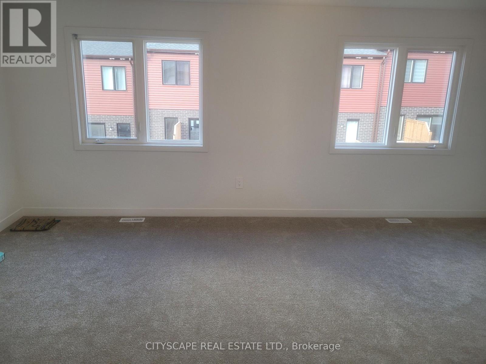 36 Oak Forest Common Crescent, Cambridge, Ontario  N1S 0G3 - Photo 7 - X12483516