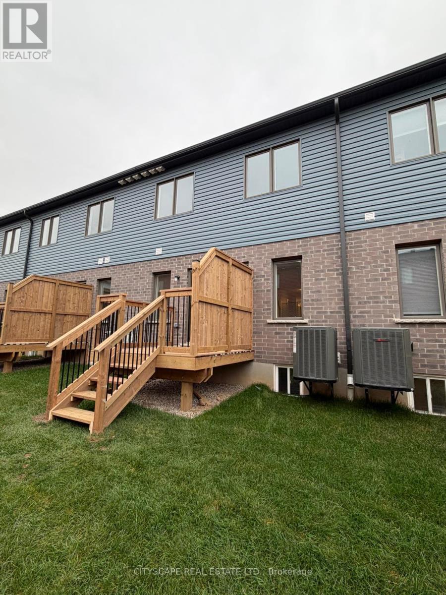 36 Oak Forest Common Crescent, Cambridge, Ontario  N1S 0G3 - Photo 10 - X12483516