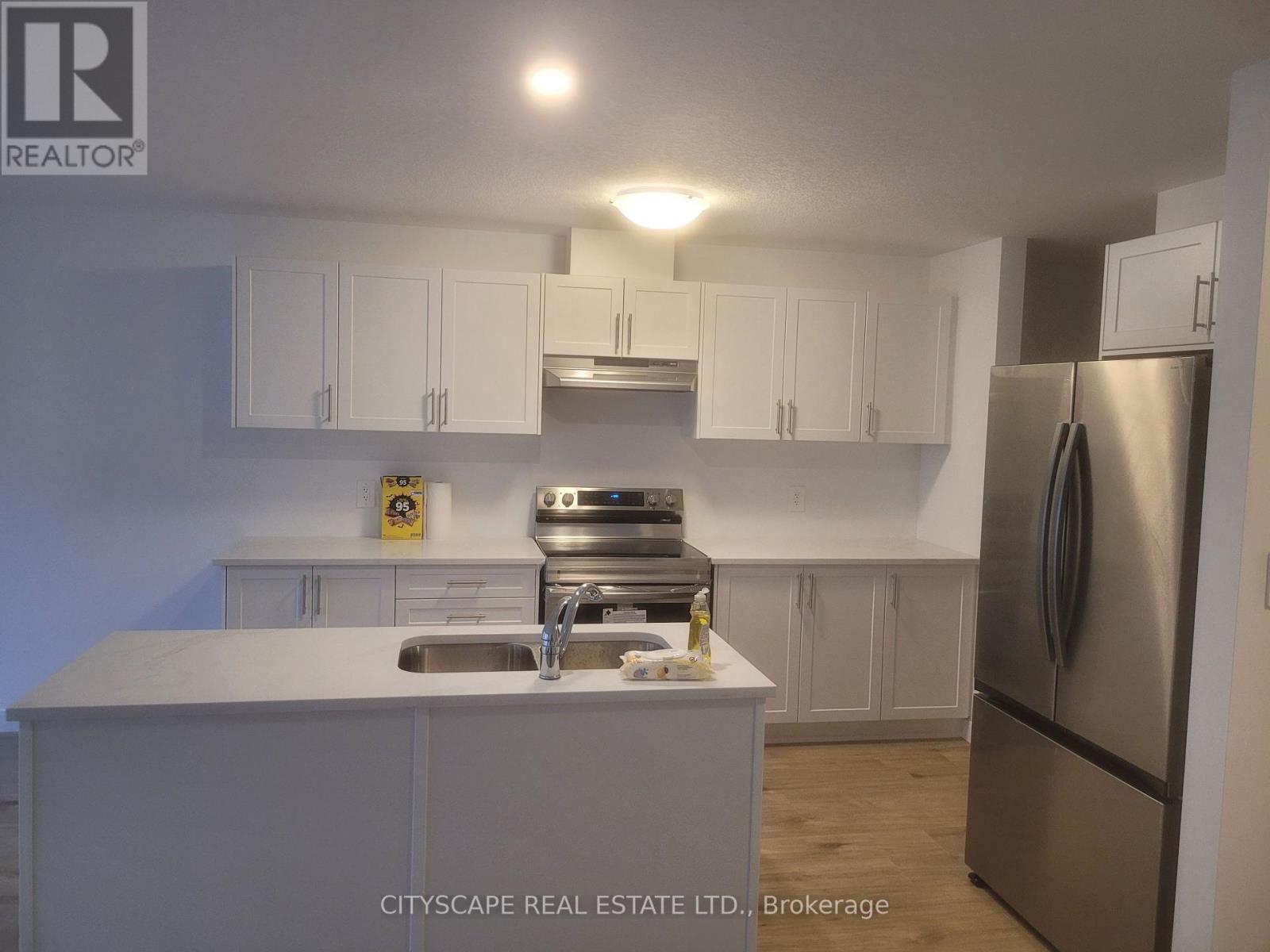 36 Oak Forest Common Crescent, Cambridge, Ontario  N1S 0G3 - Photo 3 - X12483516