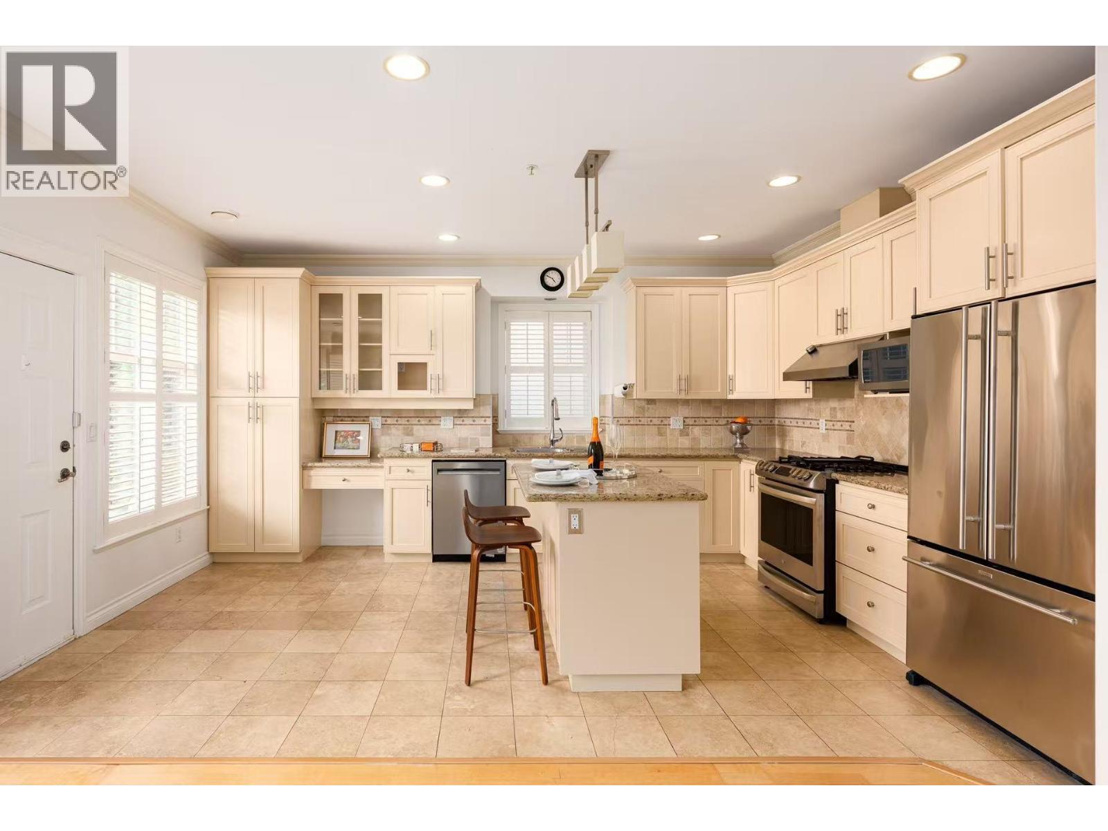 2818 W 19th Avenue, Vancouver, British Columbia  V6L 1E5 - Photo 14 - R3046500