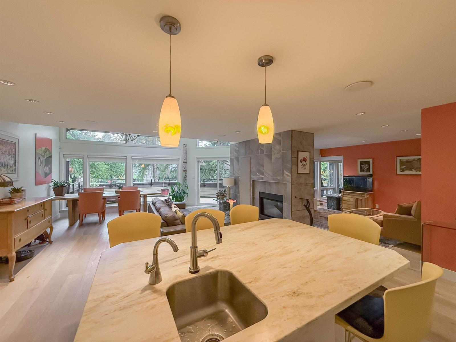 3701 Nico Wynd Drive, Surrey, British Columbia  V4P 1J1 - Photo 3 - R3062149