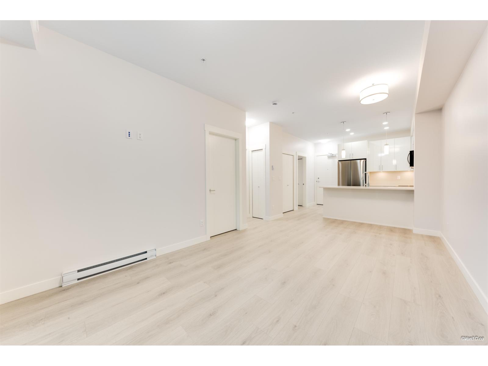 213 33886 Pine Street, Abbotsford, British Columbia  V2S 2P3 - Photo 3 - R3062240