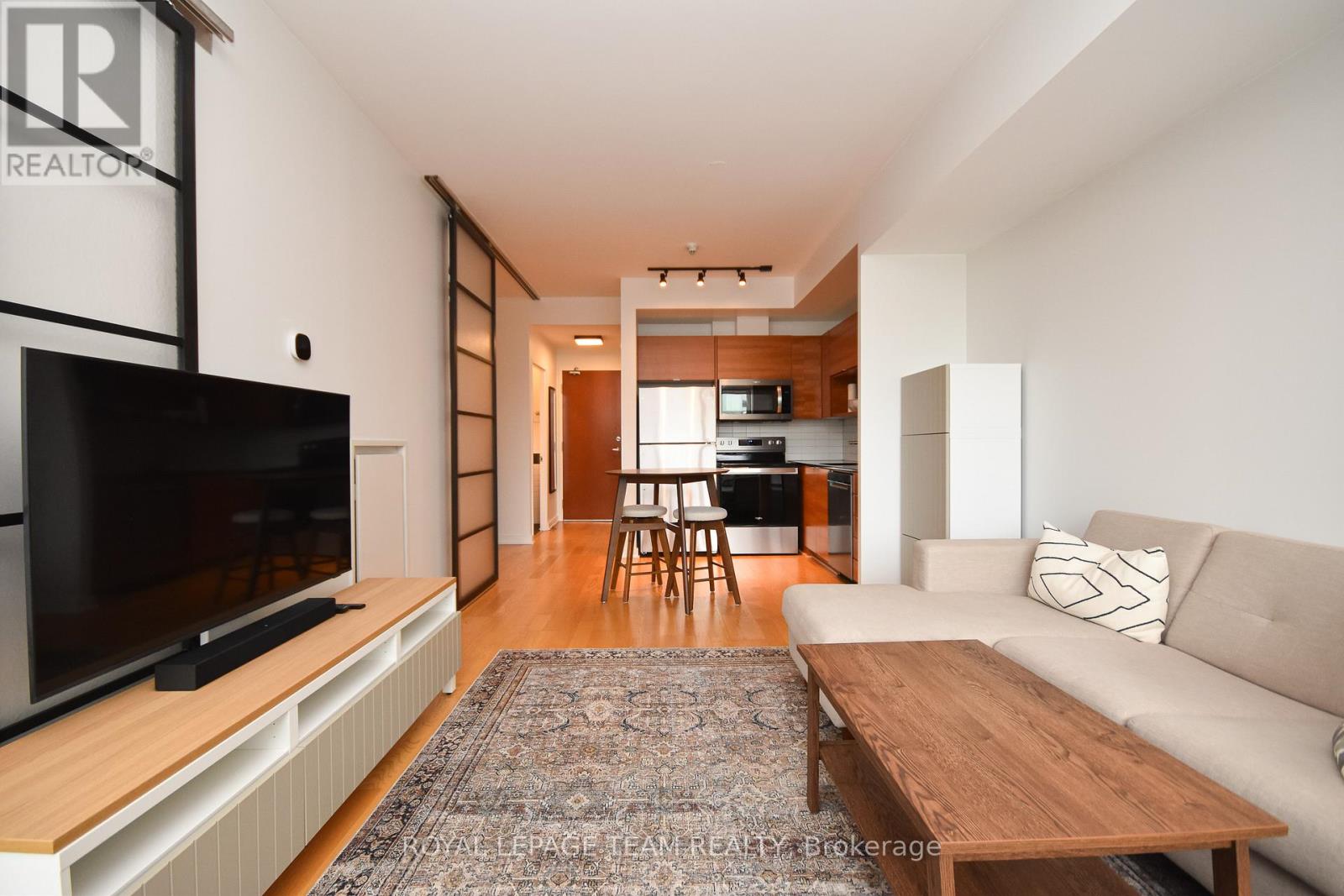 1206 - 324 Laurier Avenue W, Ottawa, Ontario  K1P 0A4 - Photo 11 - X12489978