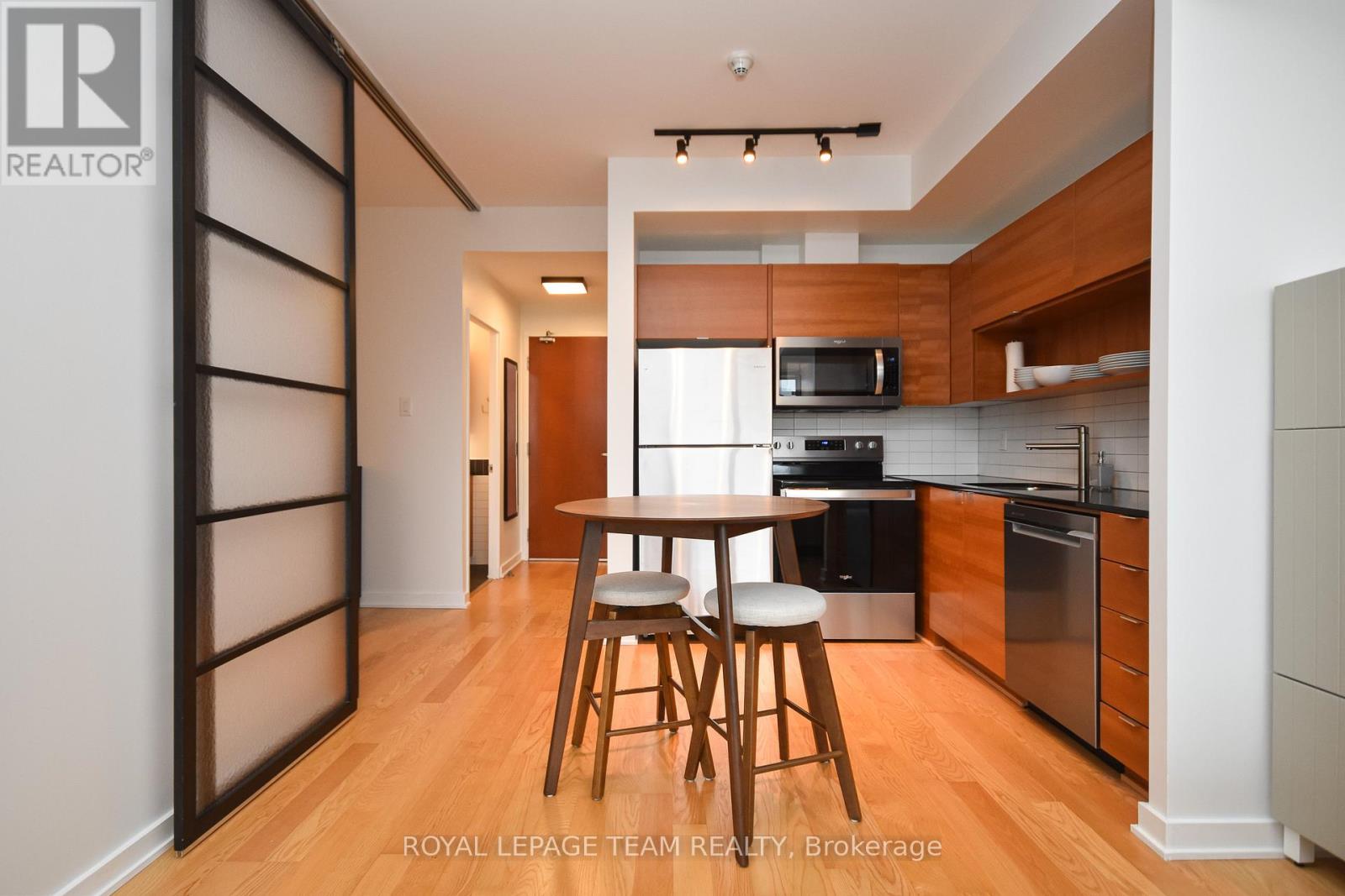 1206 - 324 Laurier Avenue, Ottawa, Ontario  K1P 0A4 - Photo 5 - X12489982